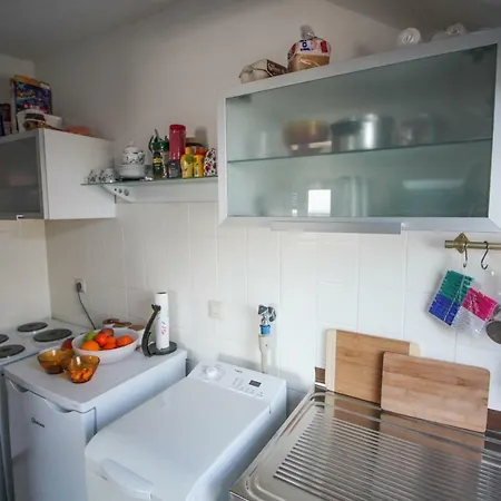 Haus Schwanenweg Homestay *